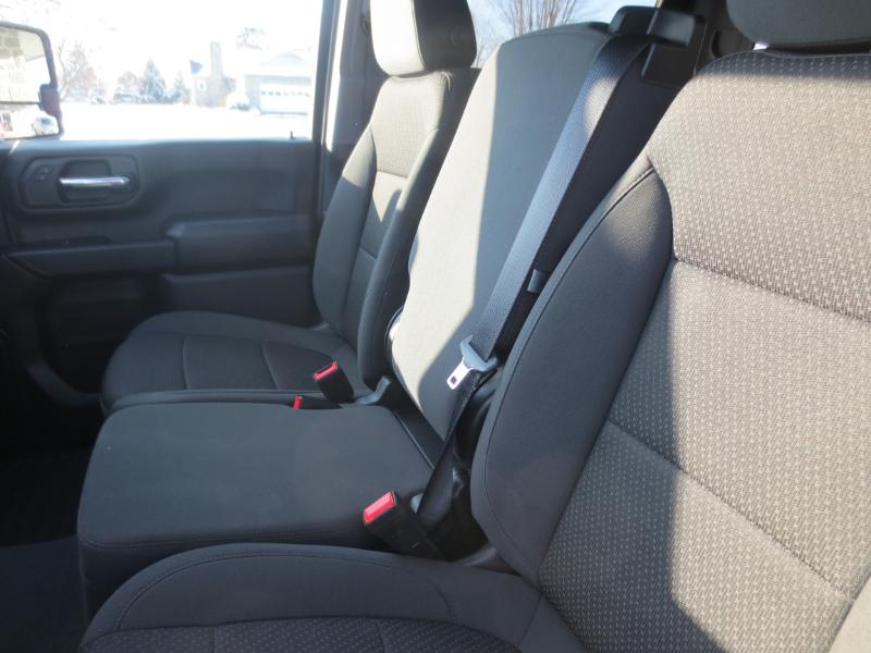 Chevrolet Silverado 2500HD Custom Crew Cab Short Box 4WD 2023