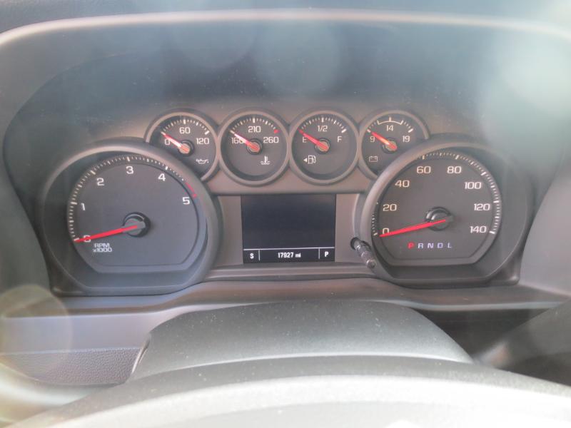 Chevrolet Silverado 2500HD Custom Crew Cab Short Box 4WD 2023