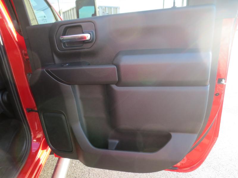 Chevrolet Silverado 2500HD Custom Crew Cab Short Box 4WD 2023