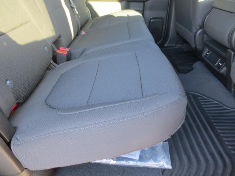 Chevrolet Silverado 2500HD Custom Crew Cab Short Box 4WD 2023