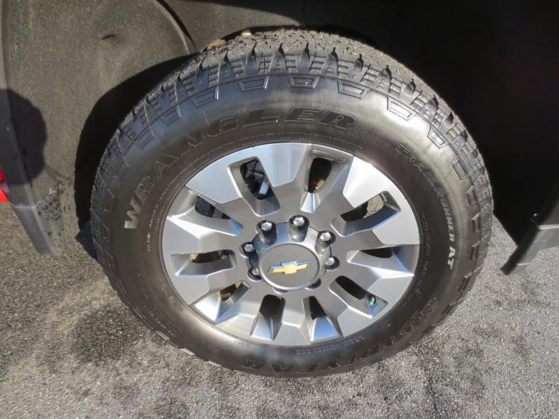 Chevrolet Silverado 2500HD Custom Crew Cab Short Box 4WD 2023