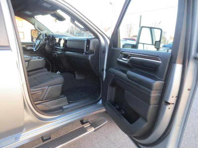 Chevrolet Silverado 2500HD LT Crew Cab Long Box 4WD 2024