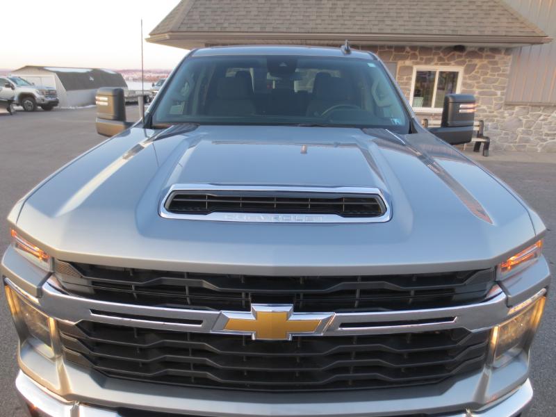 Chevrolet Silverado 2500HD LT Crew Cab Long Box 4WD 2024