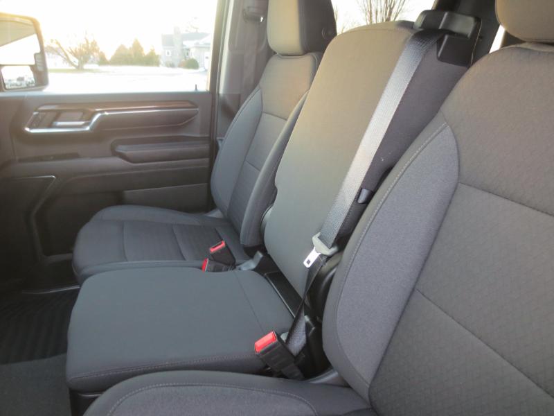 Chevrolet Silverado 2500HD LT Crew Cab Long Box 4WD 2024