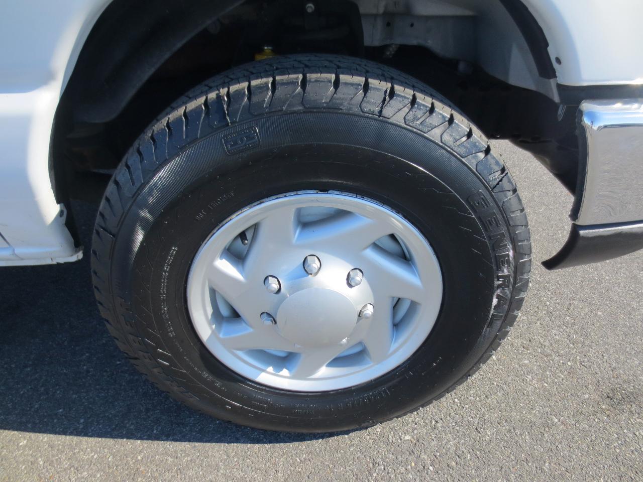 Ford Econoline E350 2019