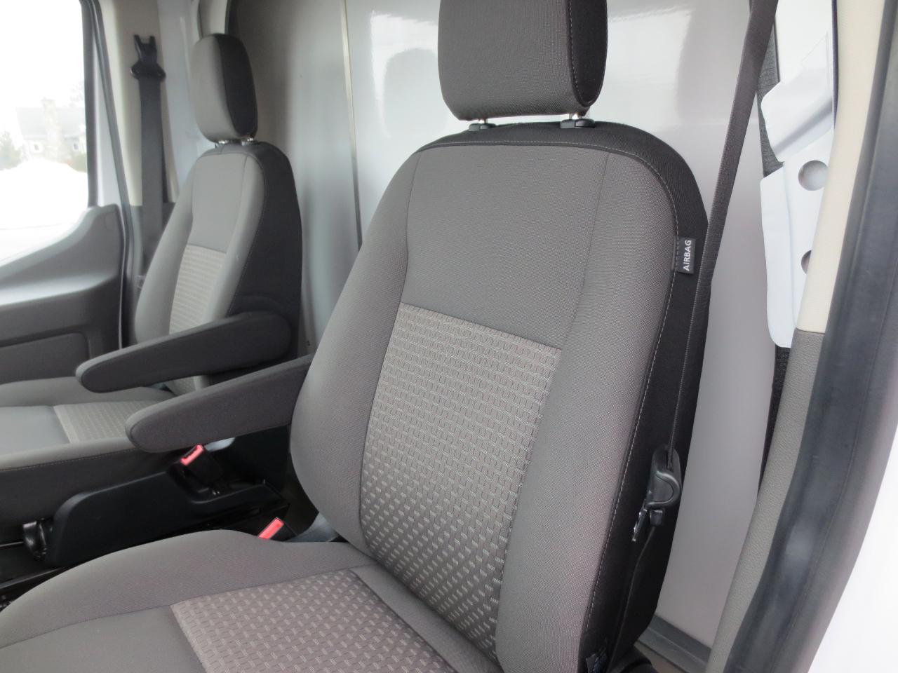 Ford Transit T-350 2022