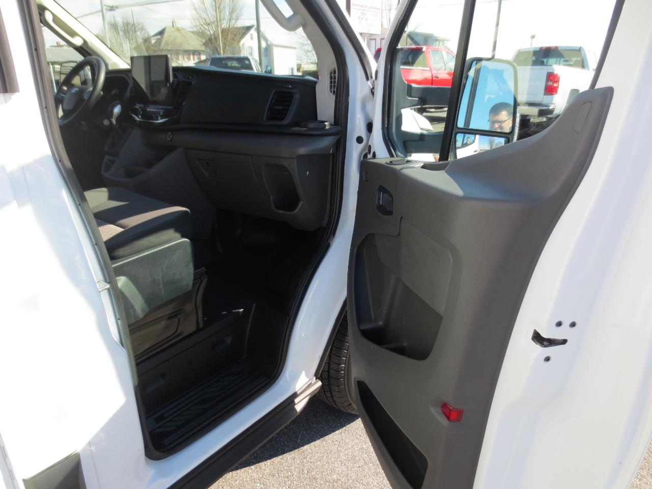 Ford Transit T-350 2023