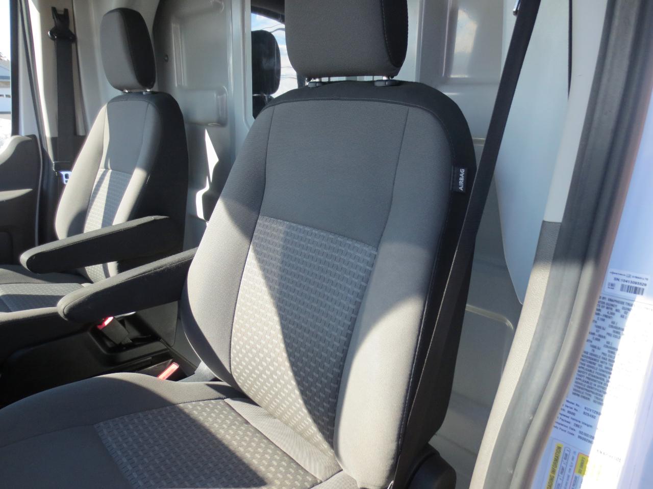 Ford Transit T-350 2023