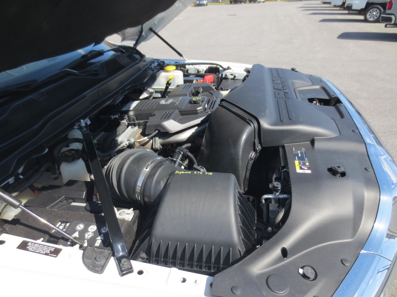 RAM 5500 Crew Cab LWB 4WD DRW 2022