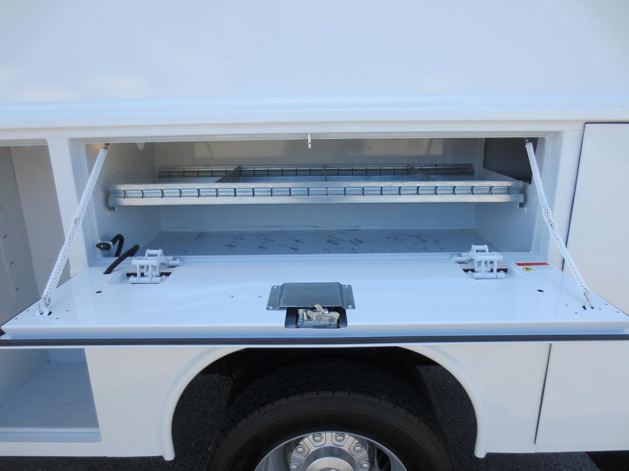 RAM 5500 Crew Cab LWB 4WD DRW 2022