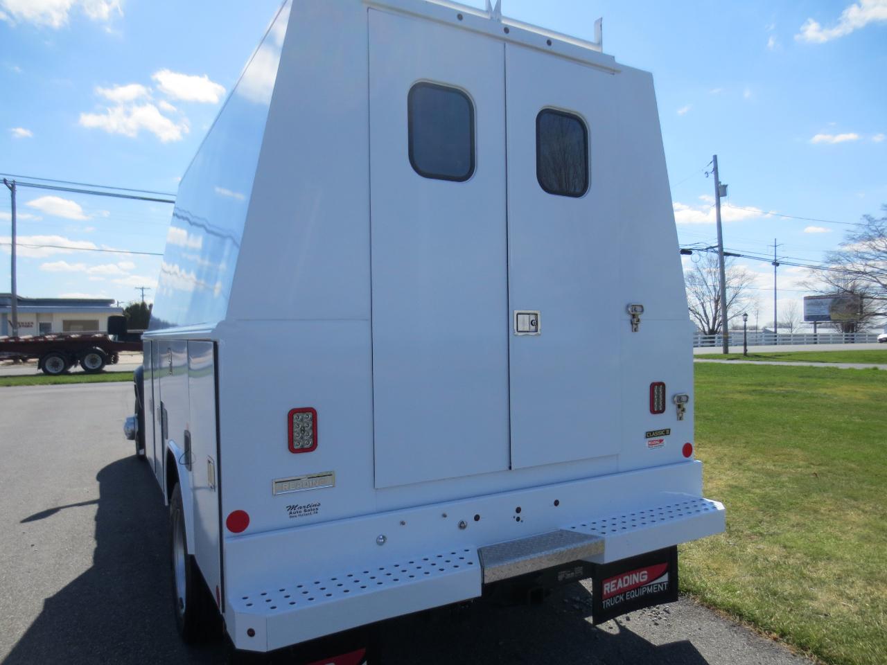 RAM 5500 Crew Cab LWB 4WD DRW 2022