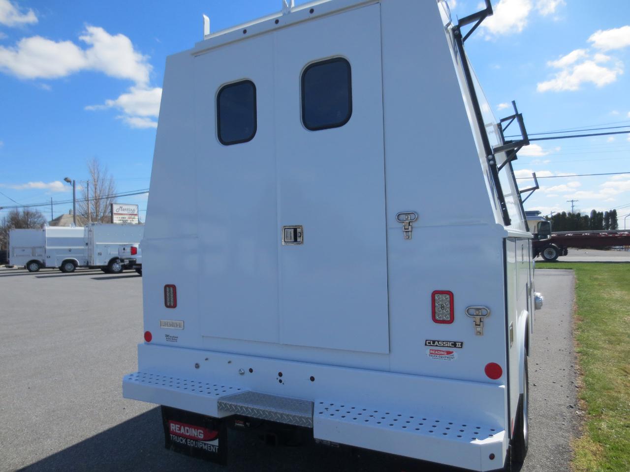 RAM 5500 Crew Cab LWB 4WD DRW 2022