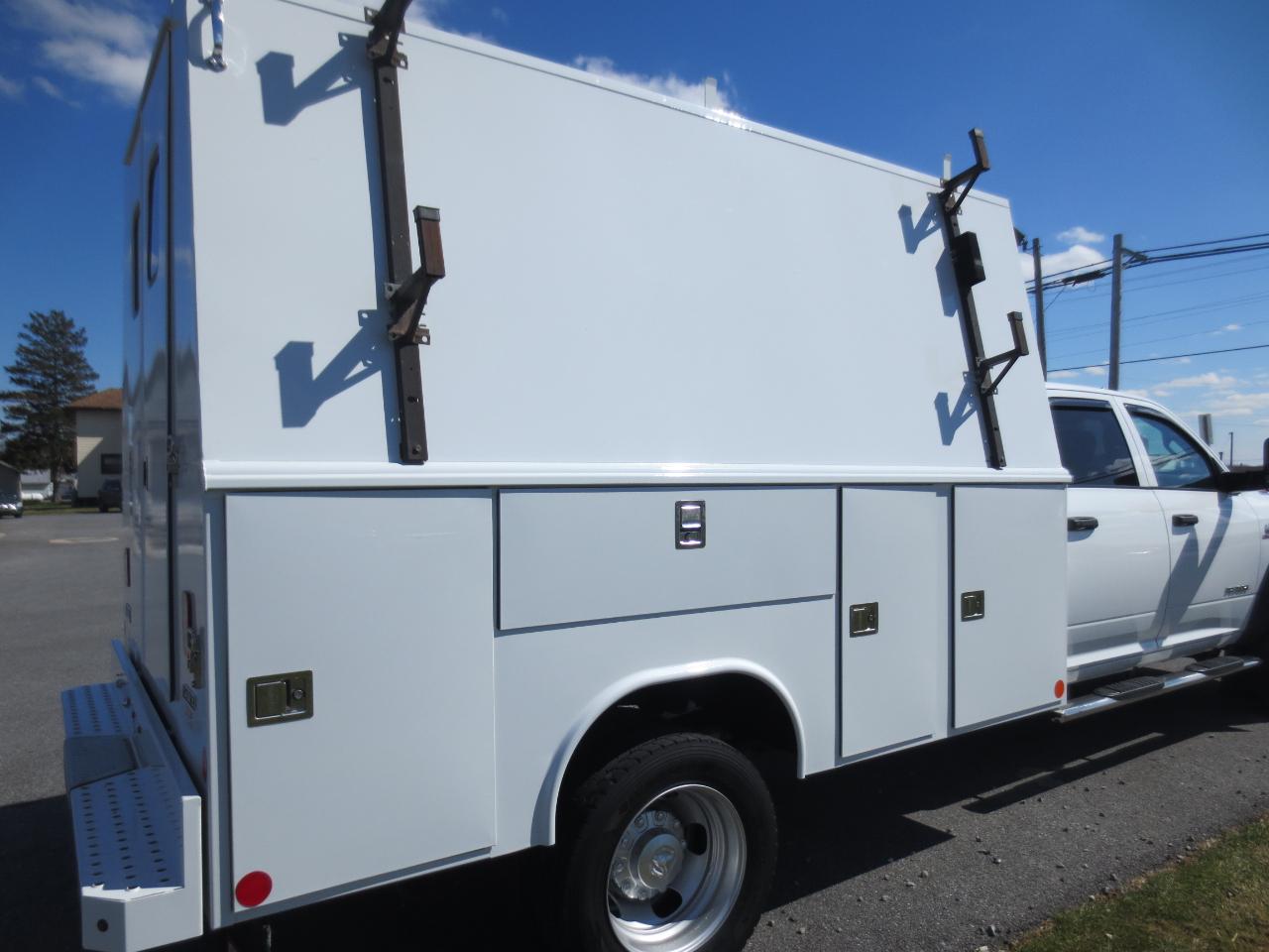 RAM 5500 Crew Cab LWB 4WD DRW 2022