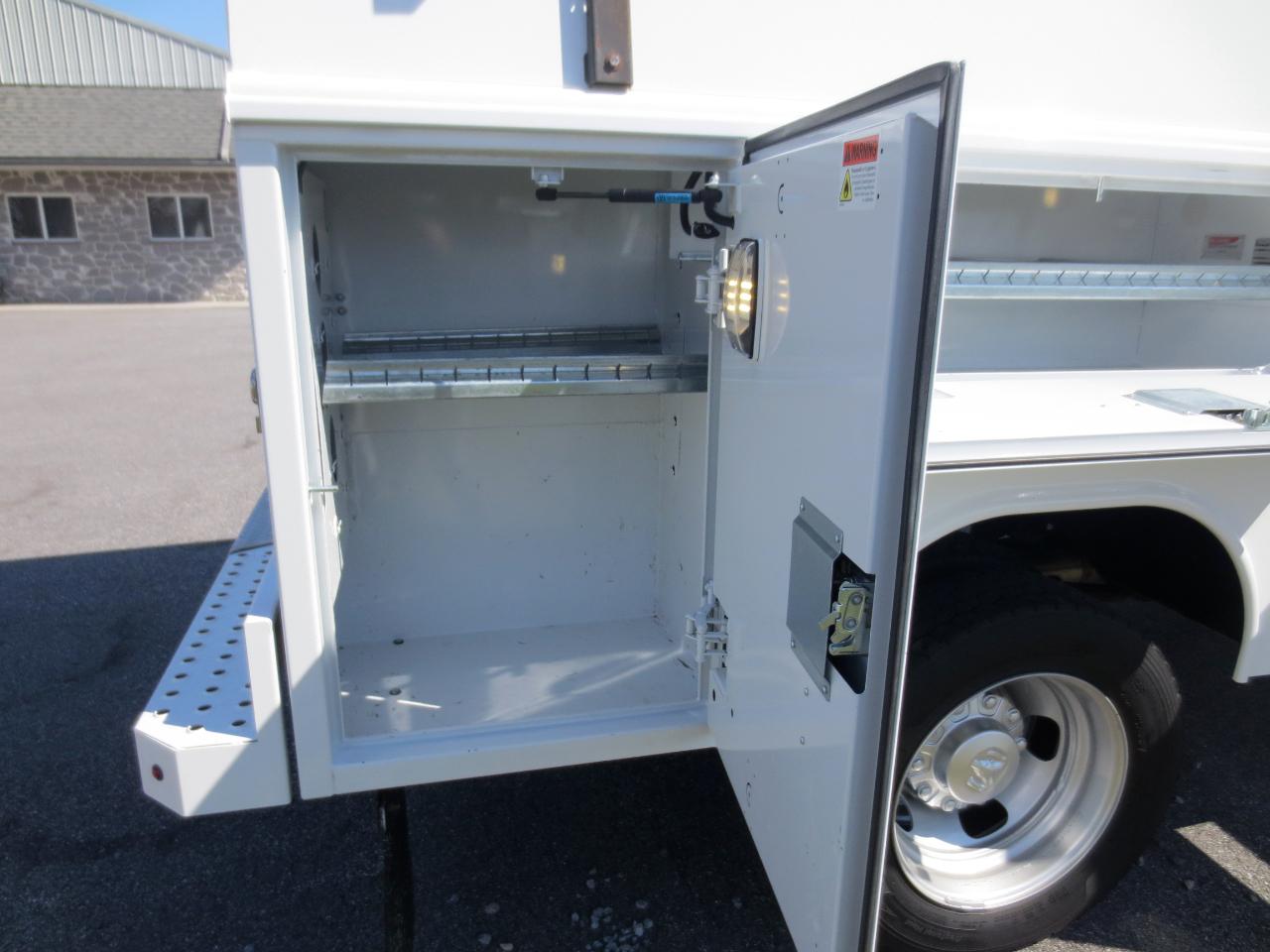 RAM 5500 Crew Cab LWB 4WD DRW 2022