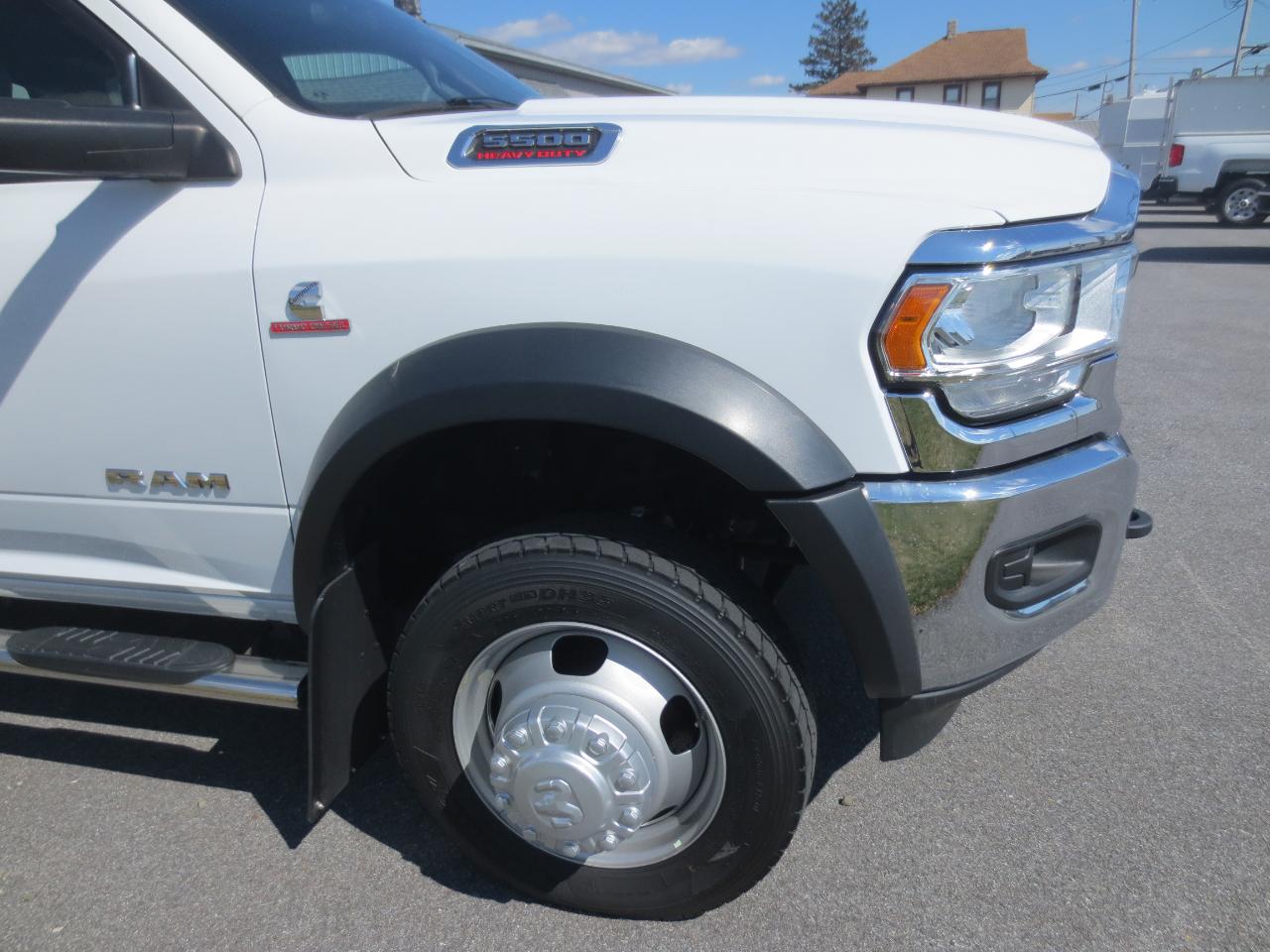 RAM 5500 Crew Cab LWB 4WD DRW 2022