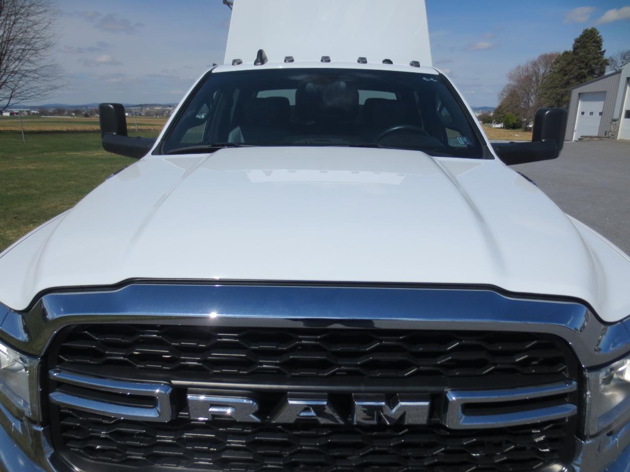 RAM 5500 Crew Cab LWB 4WD DRW 2022