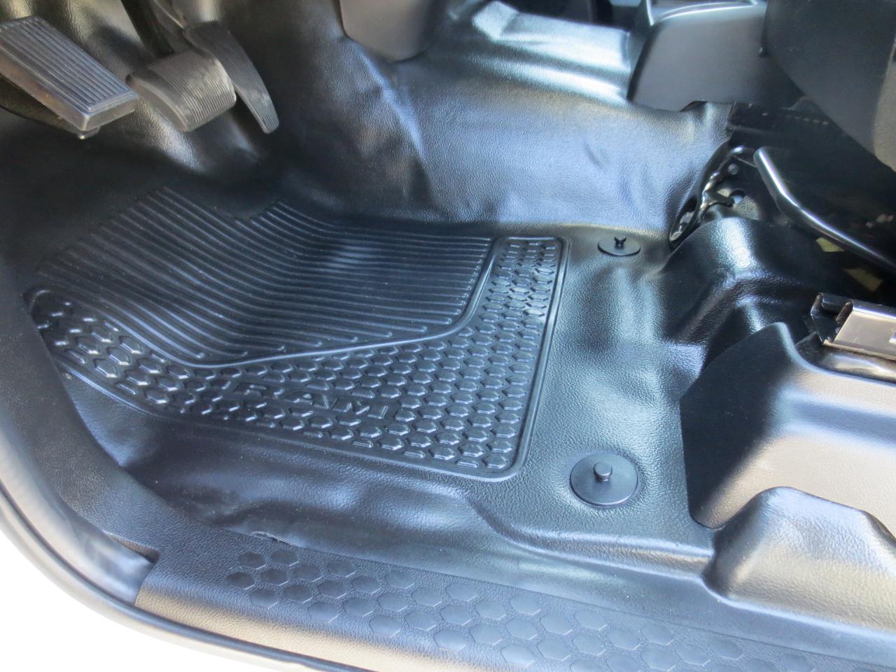 RAM 5500 Crew Cab LWB 4WD DRW 2022