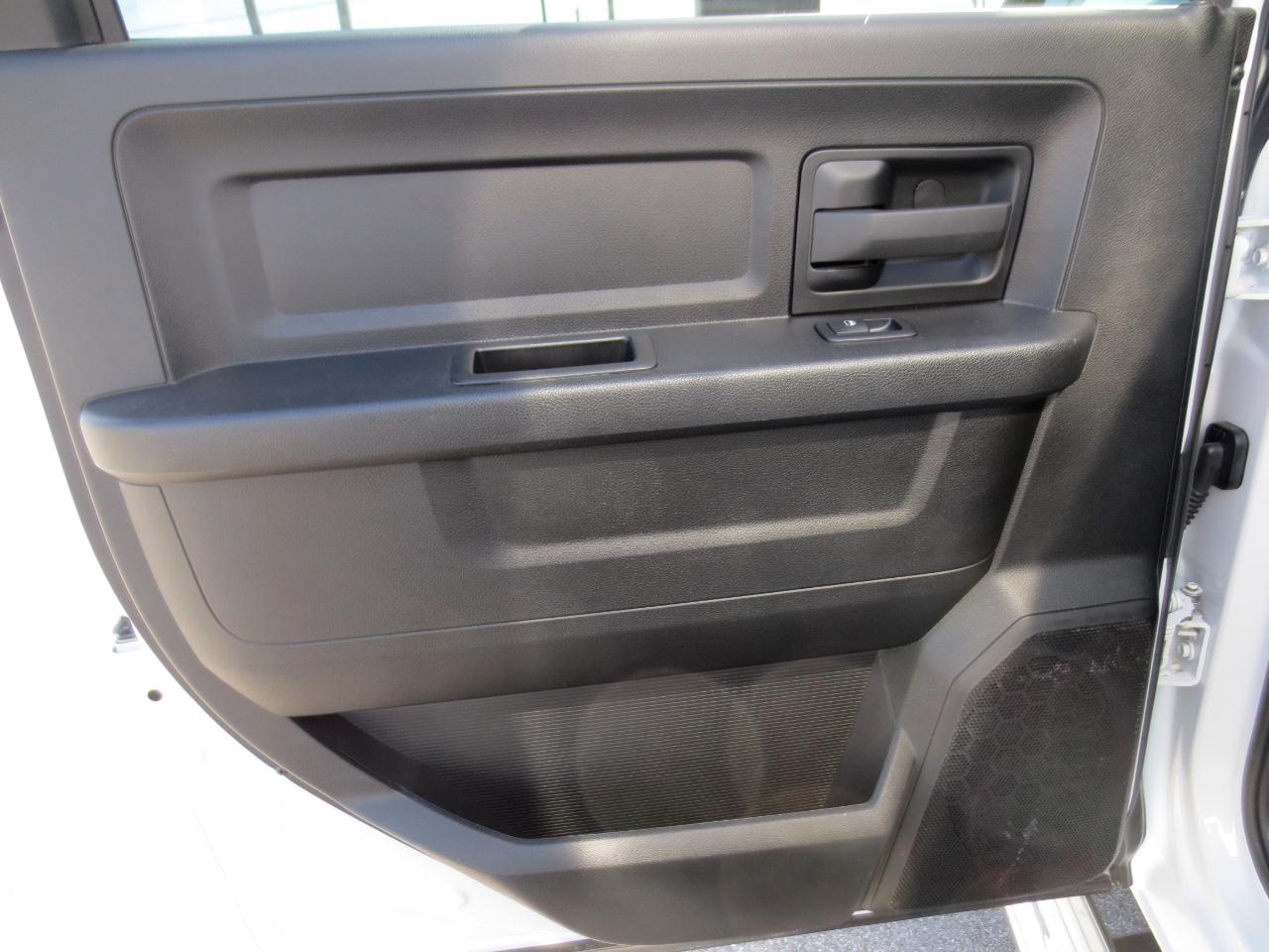 RAM 5500 Crew Cab LWB 4WD DRW 2022