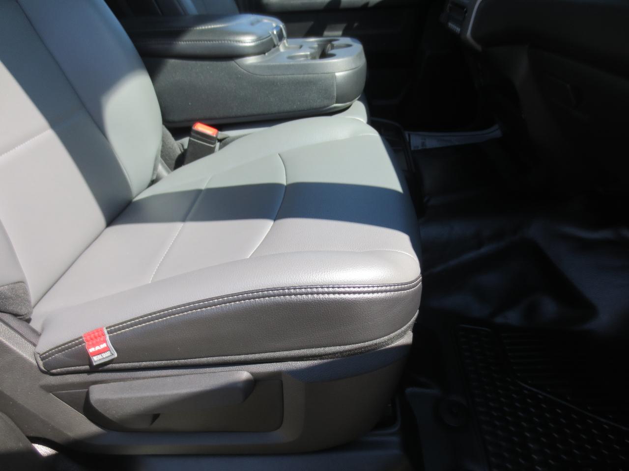 RAM 5500 Crew Cab LWB 4WD DRW 2022