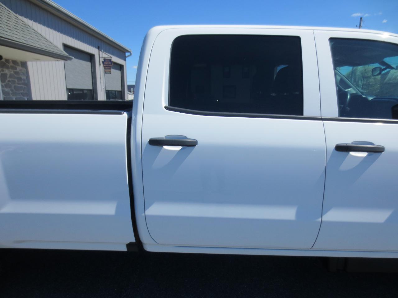 Chevrolet Silverado 3500HD Work Truck Crew Cab 4WD 2016