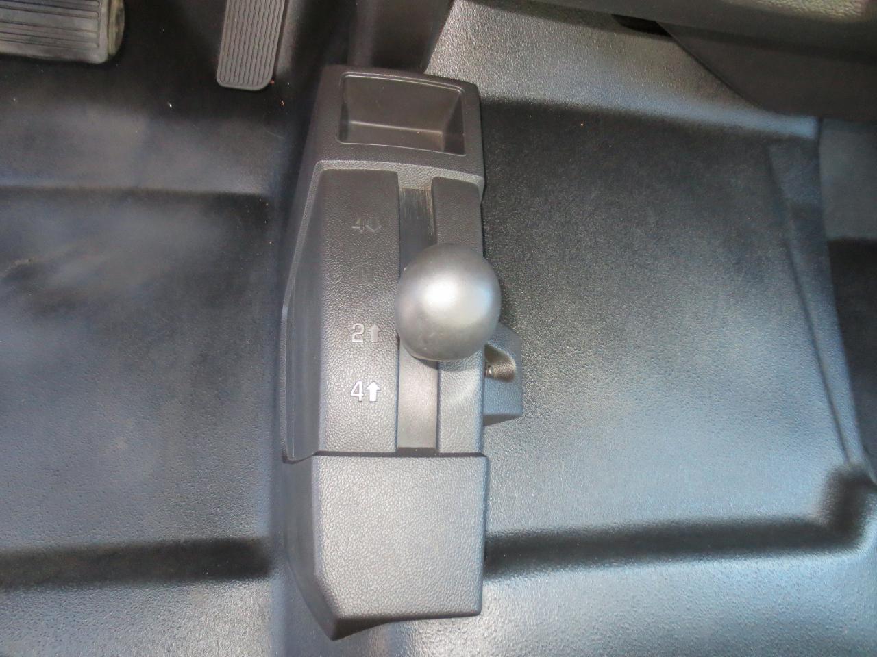 Chevrolet Silverado 3500HD Work Truck Crew Cab 4WD 2016