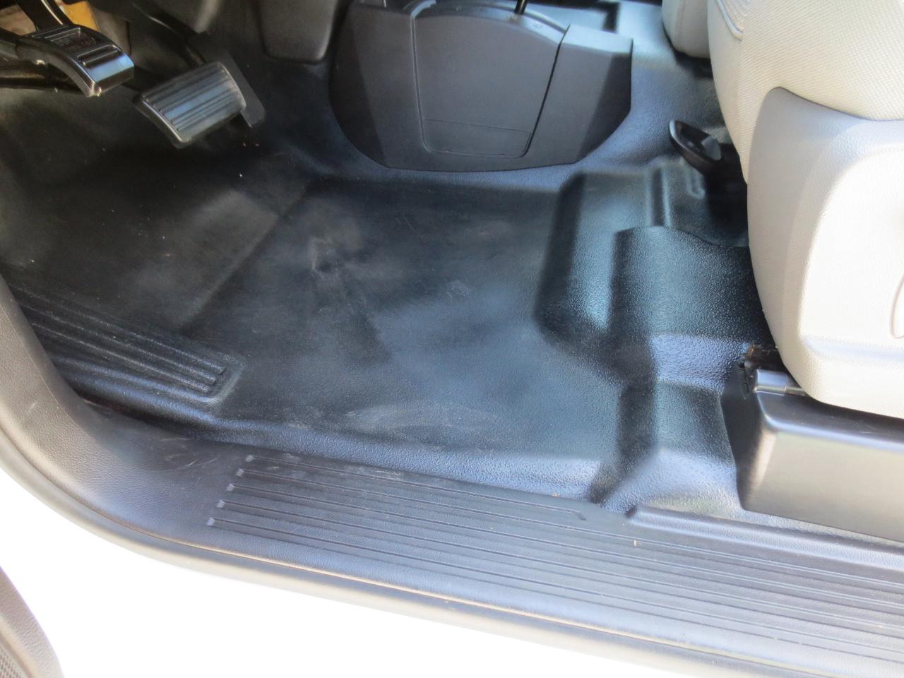 Chevrolet Silverado 3500HD Work Truck Crew Cab 4WD 2016