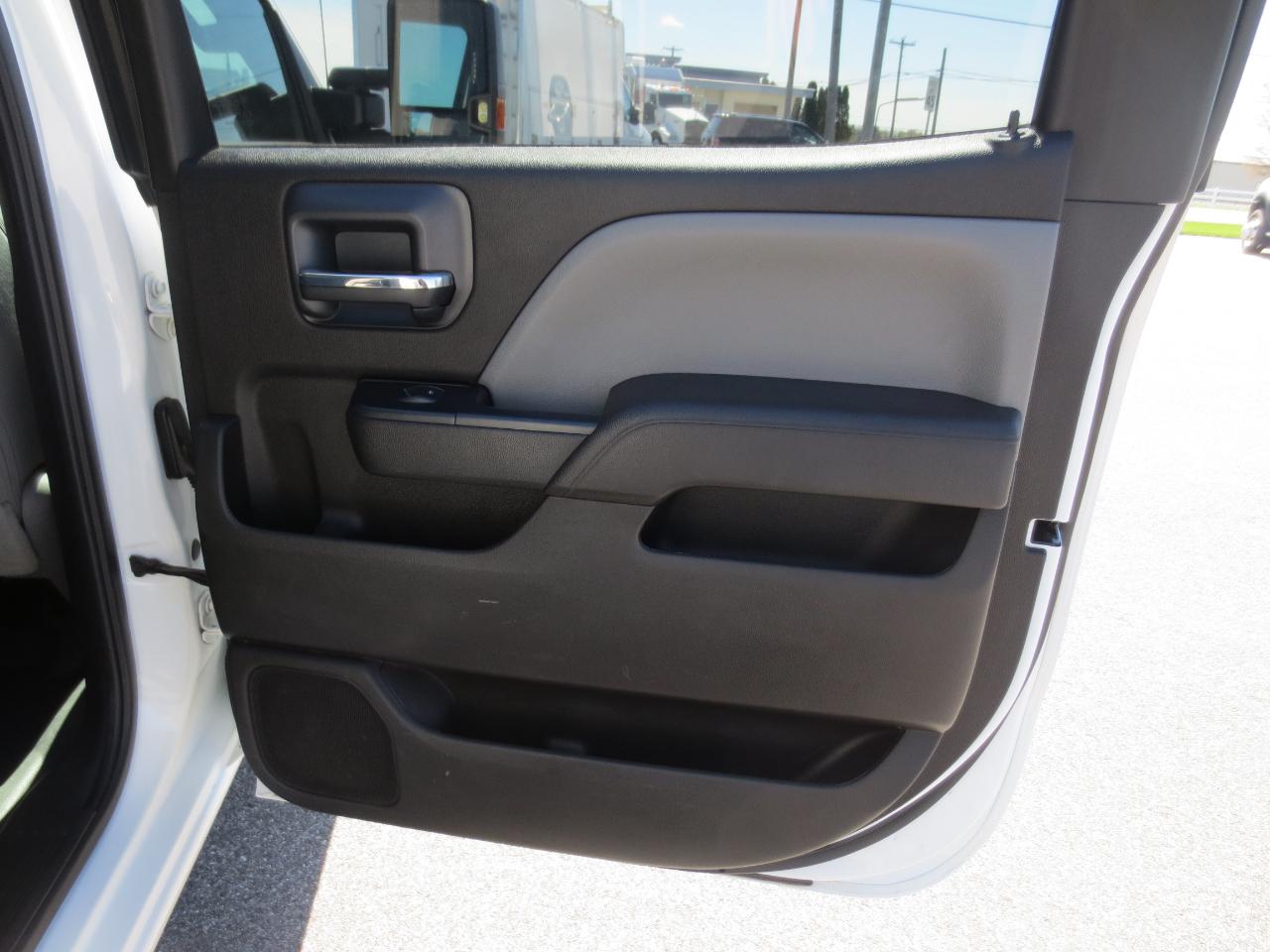 Chevrolet Silverado 3500HD Work Truck Crew Cab 4WD 2016