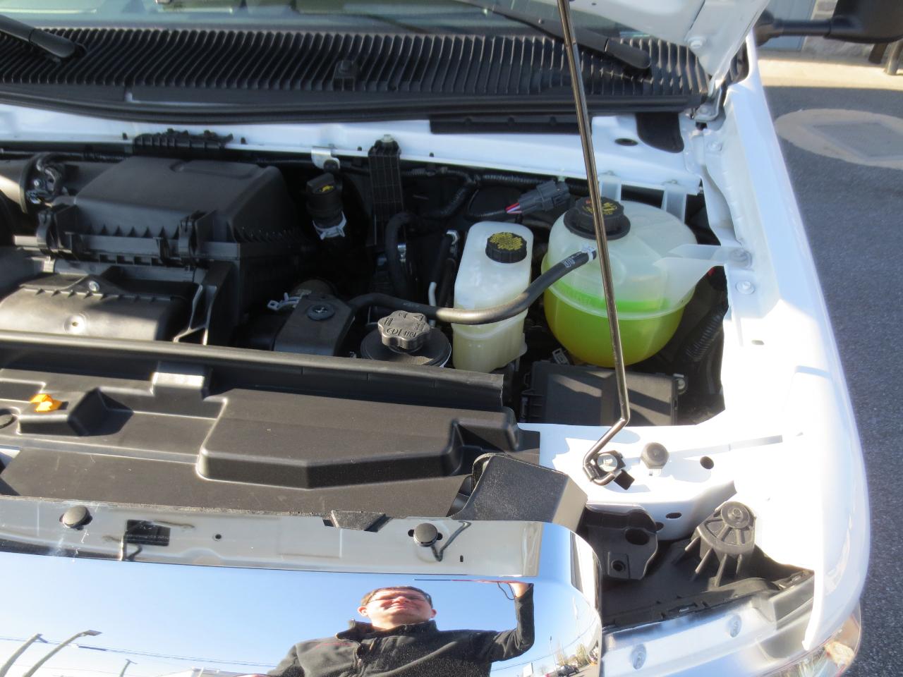 Ford Econoline E-450 2024