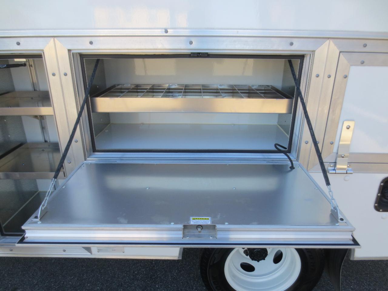 Ford Econoline E-450 2024