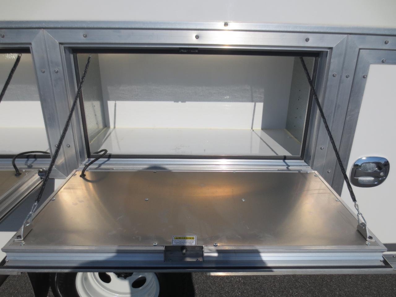 Ford Econoline E-450 2024