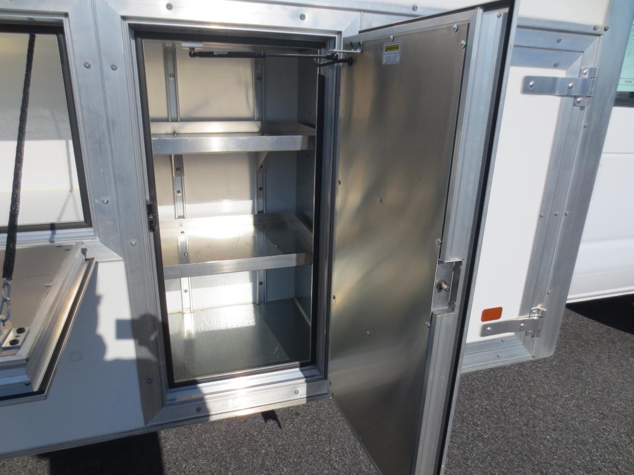 Ford Econoline E-450 2024