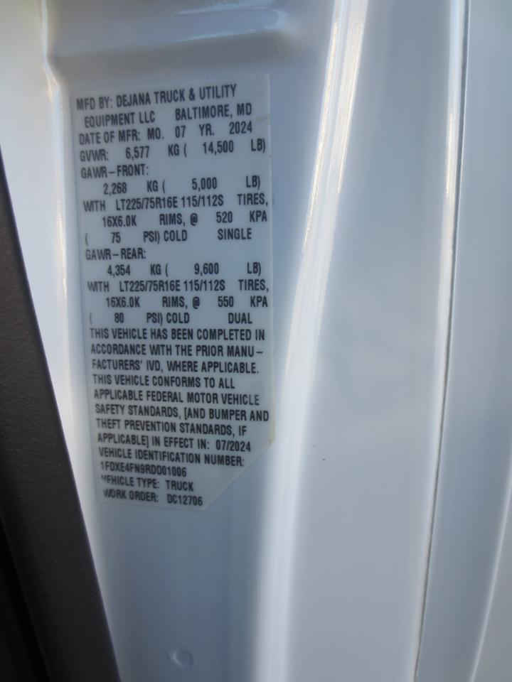 Ford Econoline E-450 2024