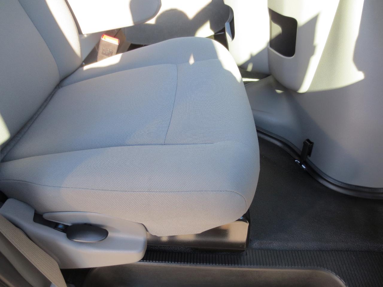 Ford Econoline E-450 2024