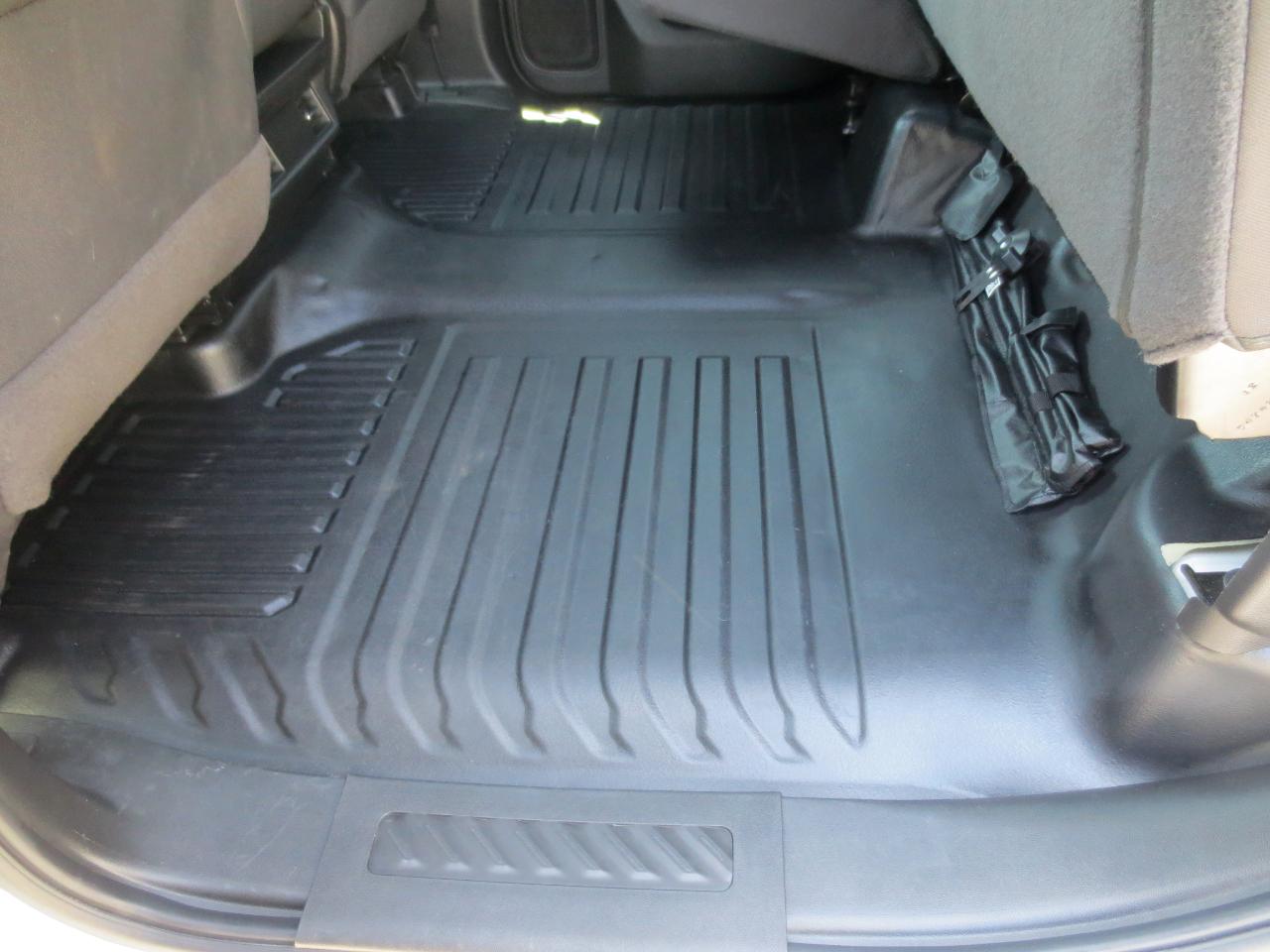 GMC Sierra 3500HD Pro Crew Cab 4WD LB 2024