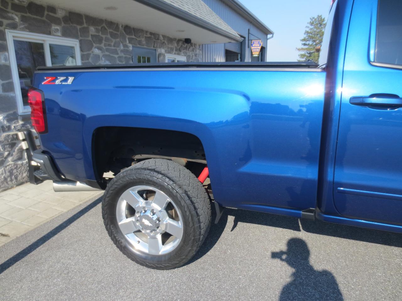 Chevrolet Silverado 2500HD LT Crew Cab Short Box 4WD 2019