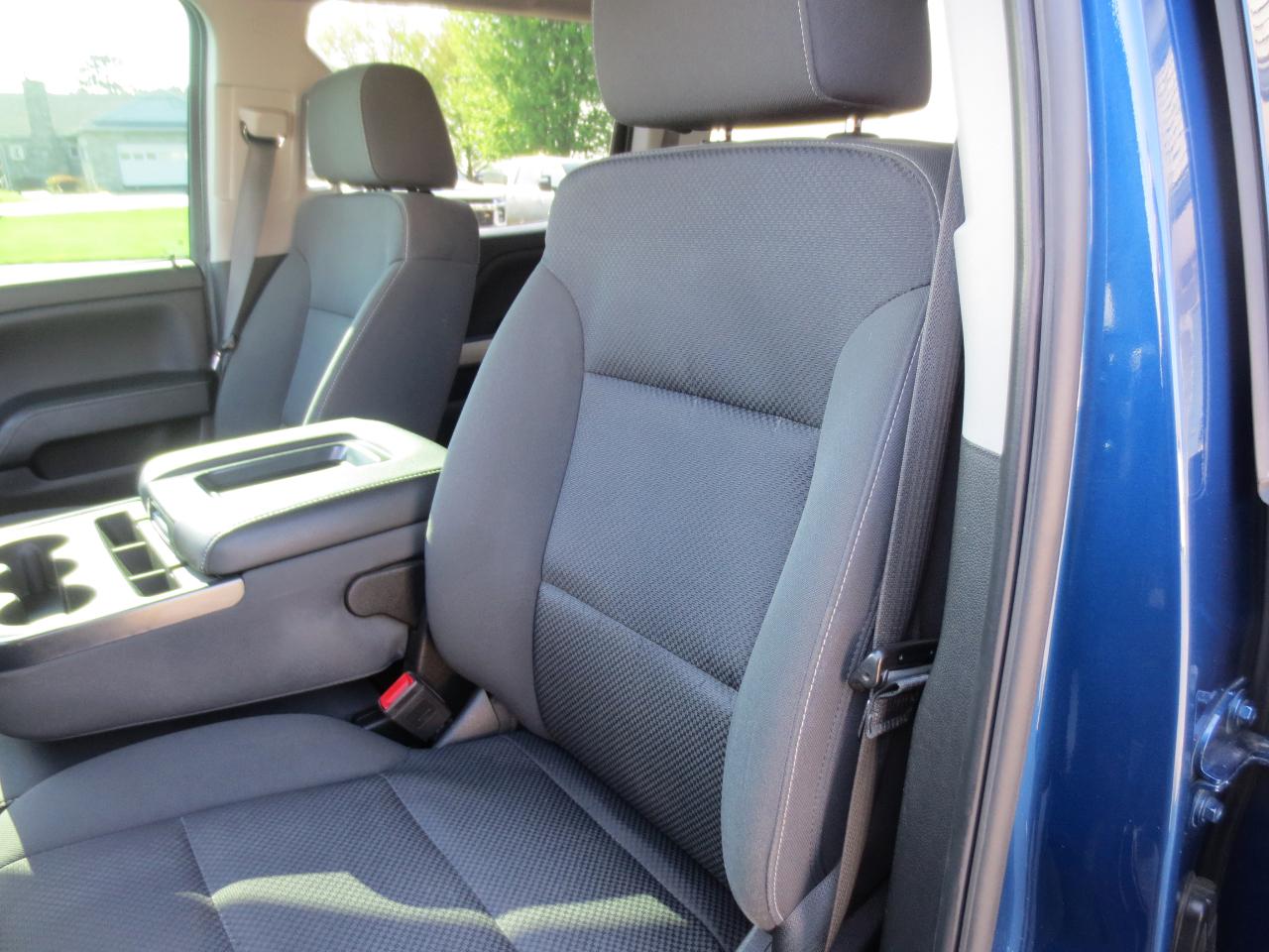 Chevrolet Silverado 2500HD LT Crew Cab Short Box 4WD 2019