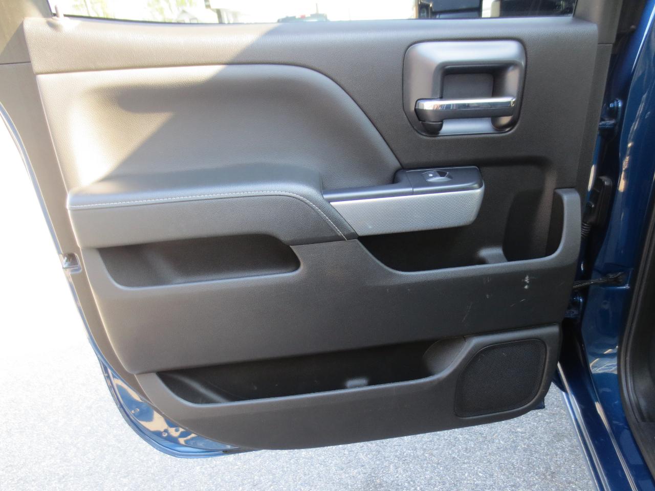 Chevrolet Silverado 2500HD LT Crew Cab Short Box 4WD 2019