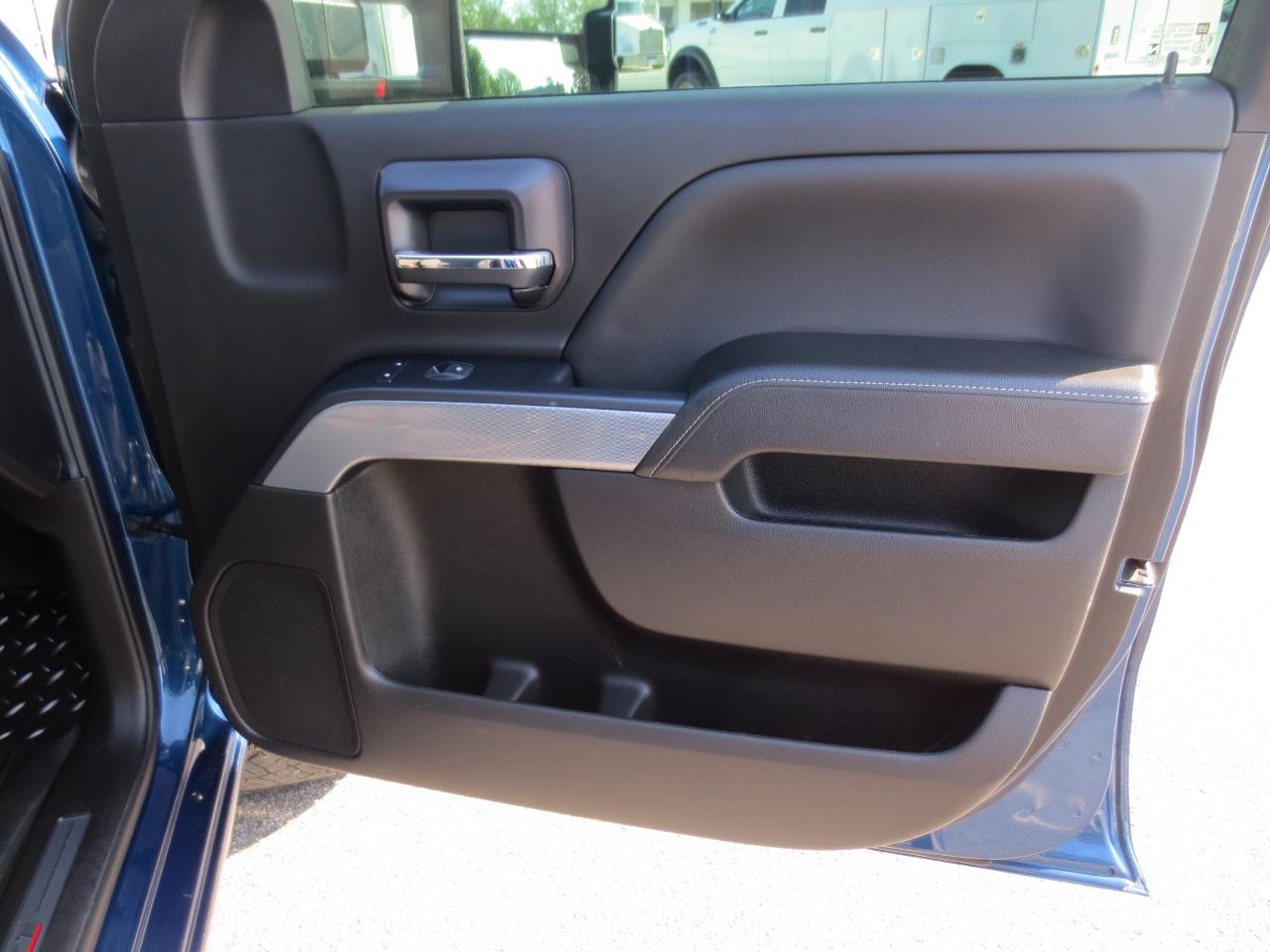 Chevrolet Silverado 2500HD LT Crew Cab Short Box 4WD 2019