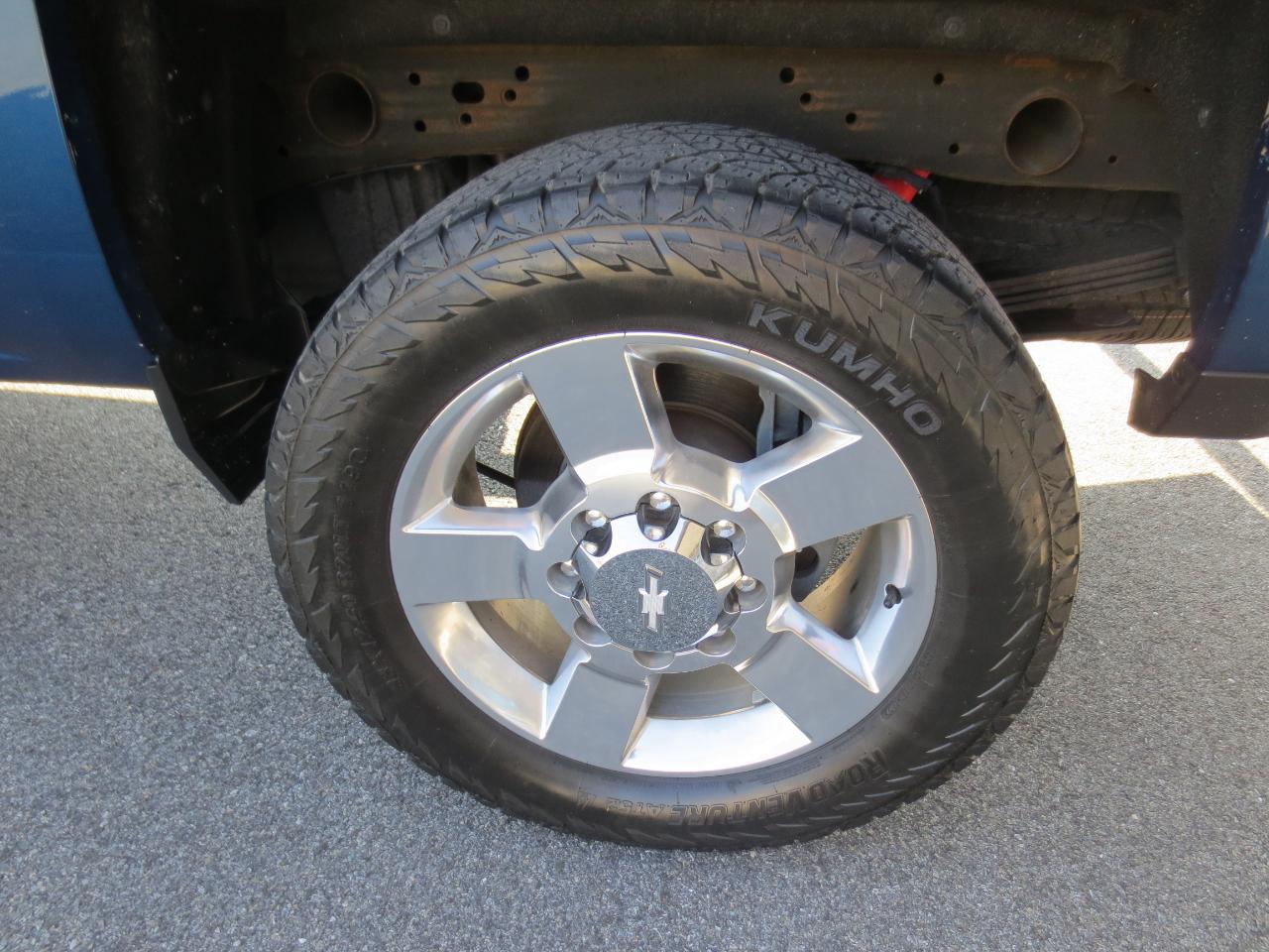 Chevrolet Silverado 2500HD LT Crew Cab Short Box 4WD 2019