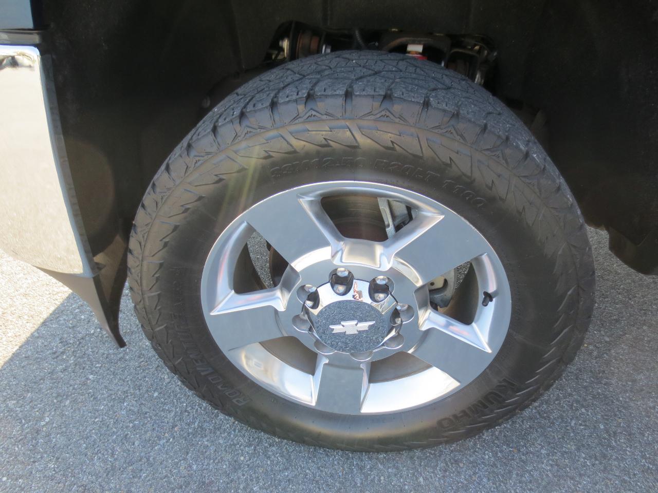 Chevrolet Silverado 2500HD LT Crew Cab Short Box 4WD 2019