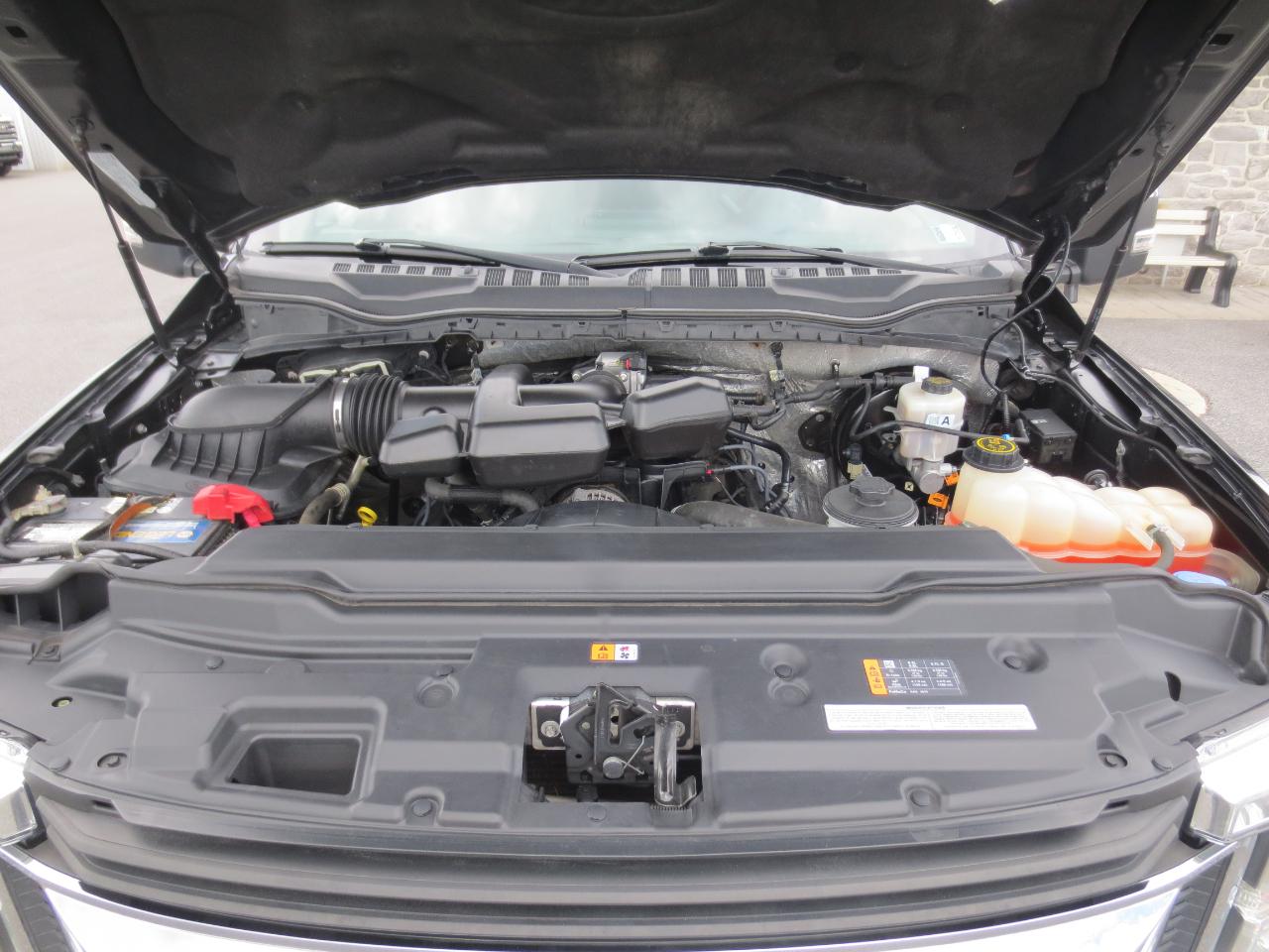 Ford F-250 SD XLT Crew Cab 4WD 2017