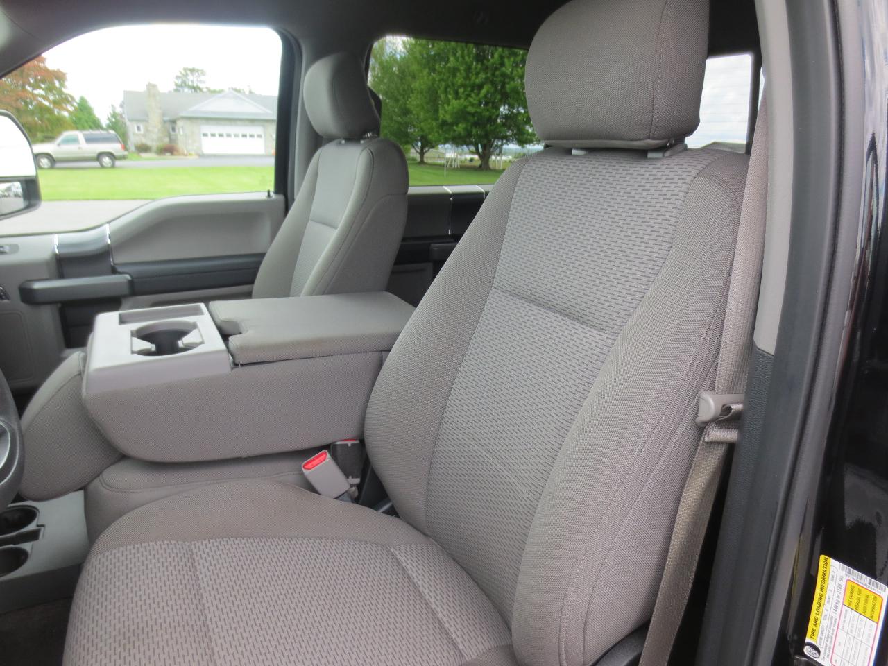 Ford F-250 SD XLT Crew Cab 4WD 2017