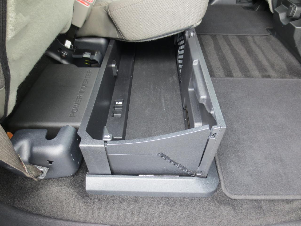 Ford F-250 SD XLT Crew Cab 4WD 2017