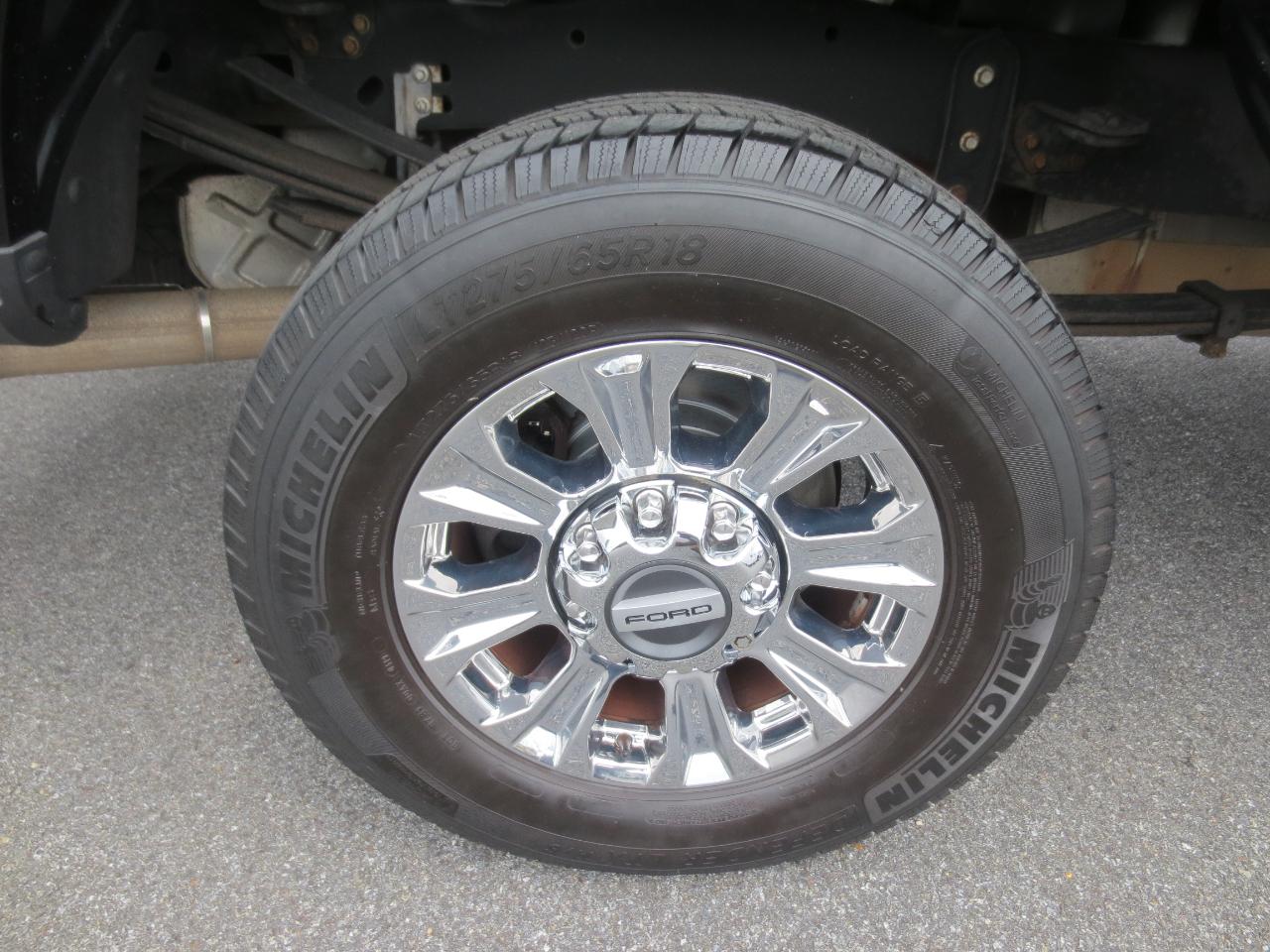 Ford F-250 SD XLT Crew Cab 4WD 2017