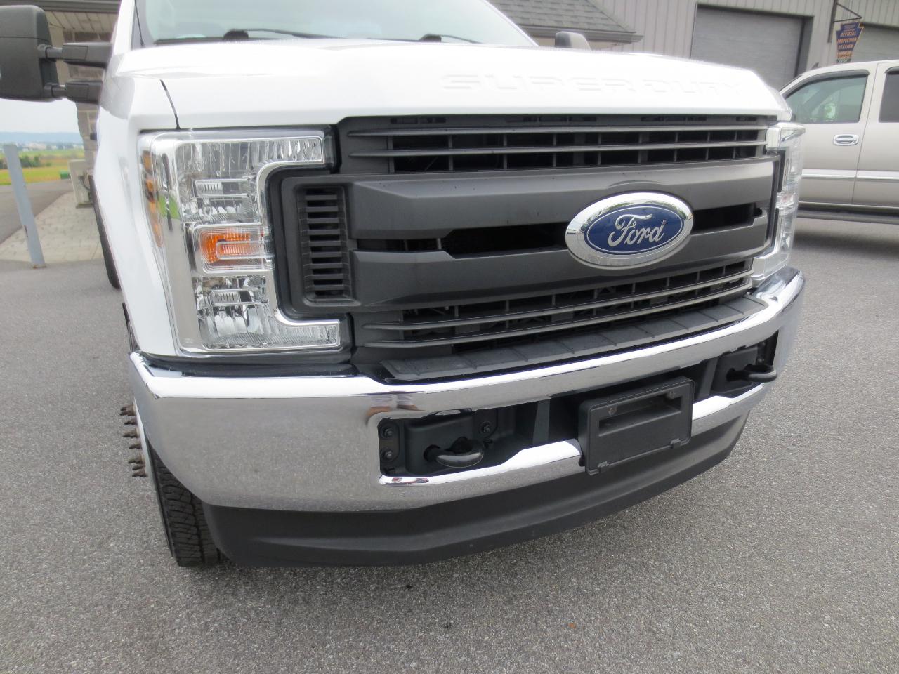 Ford F-350 SD XL DRW 4WD 2019