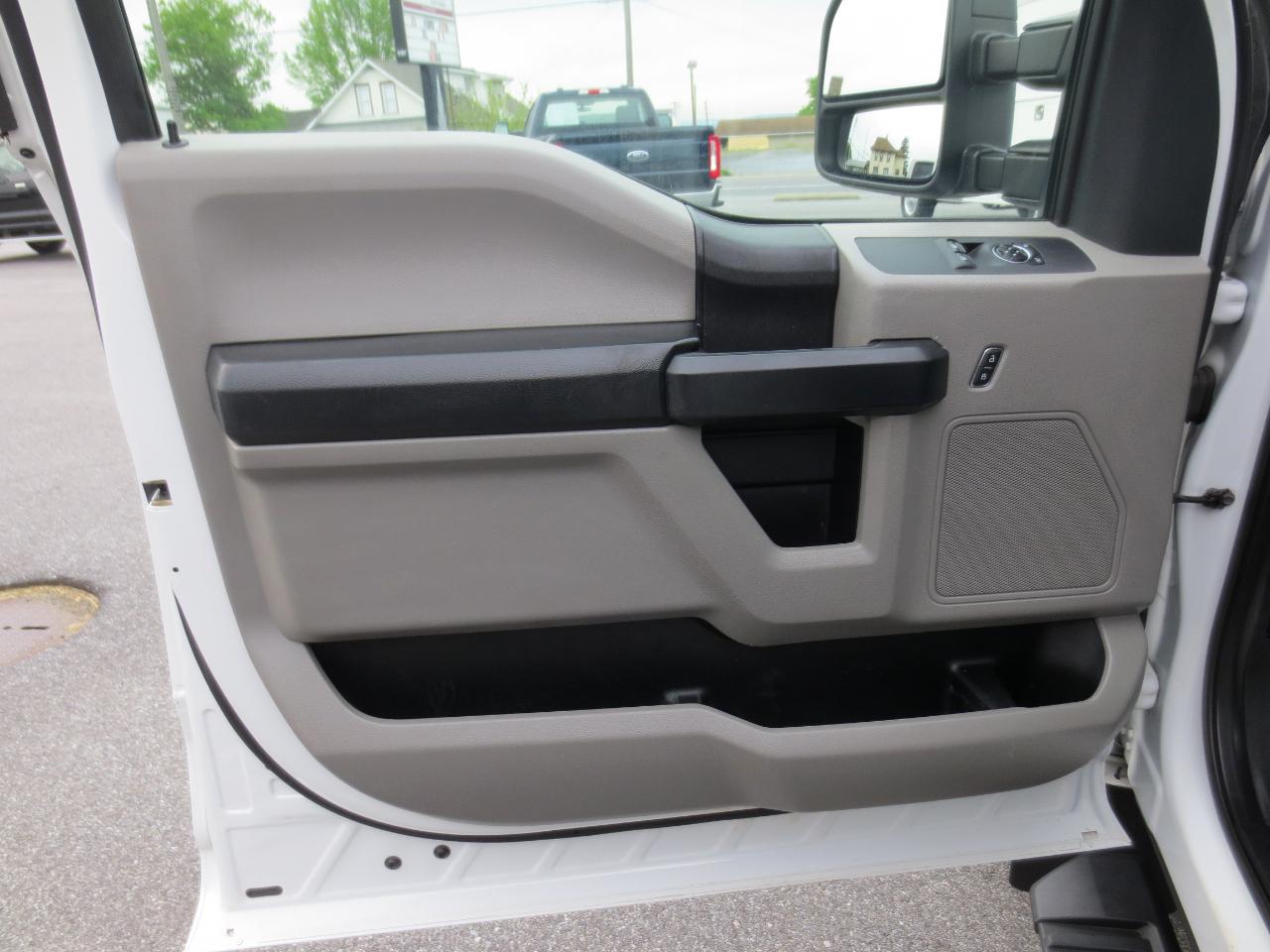 Ford F-350 SD XL DRW 4WD 2019