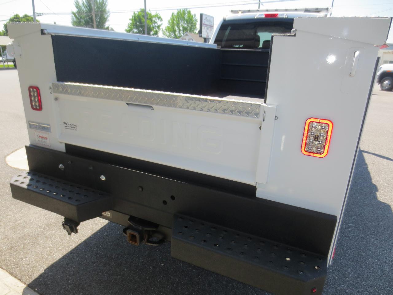 Ford F-350 SD XL SuperCab Long Bed 4WD 2024