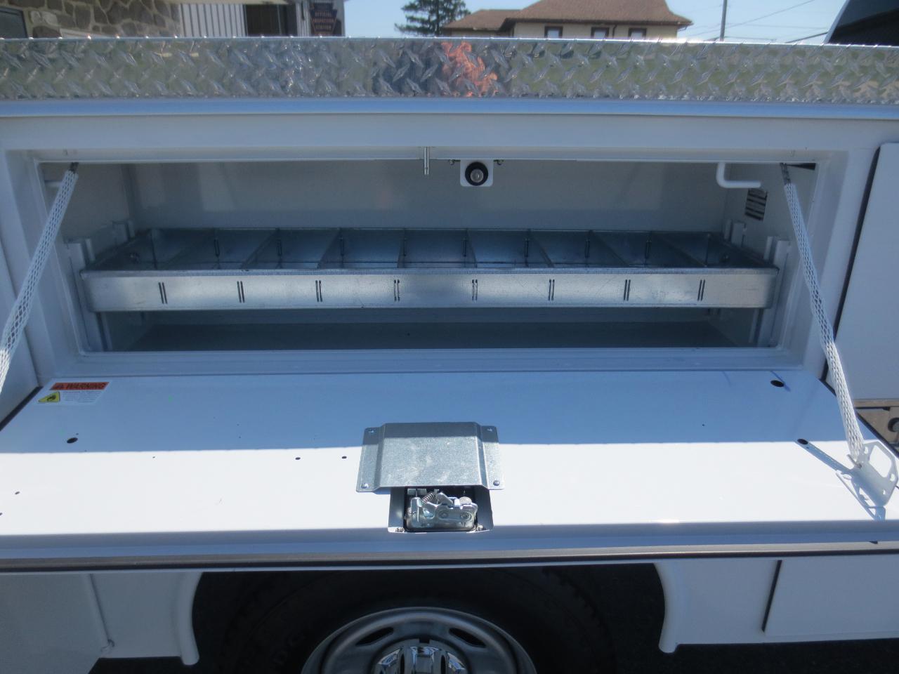 Ford F-350 SD XL SuperCab Long Bed 4WD 2024