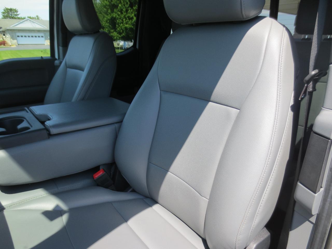 Ford F-350 SD XL SuperCab Long Bed 4WD 2024