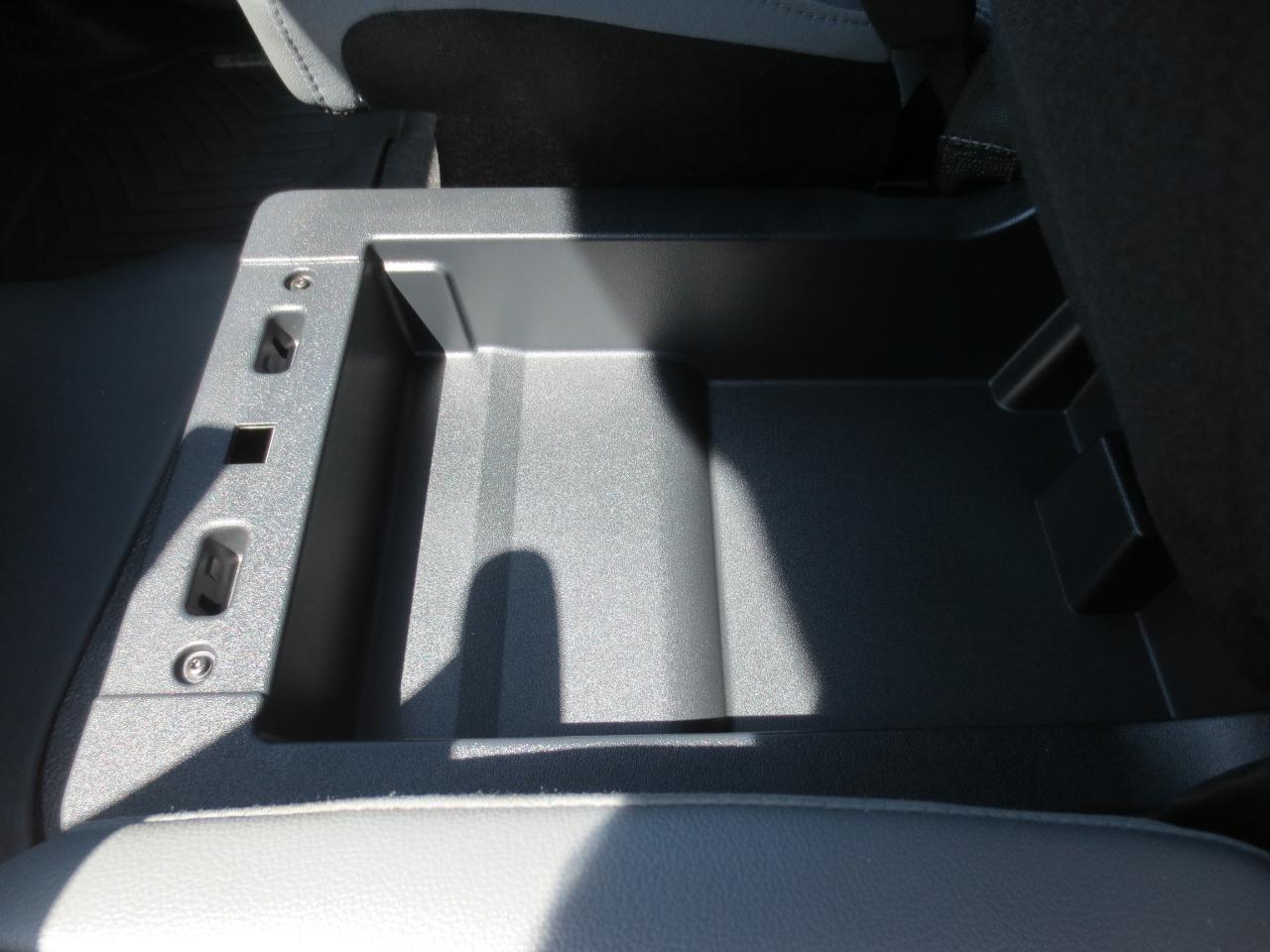 Ford F-350 SD XL SuperCab Long Bed 4WD 2024